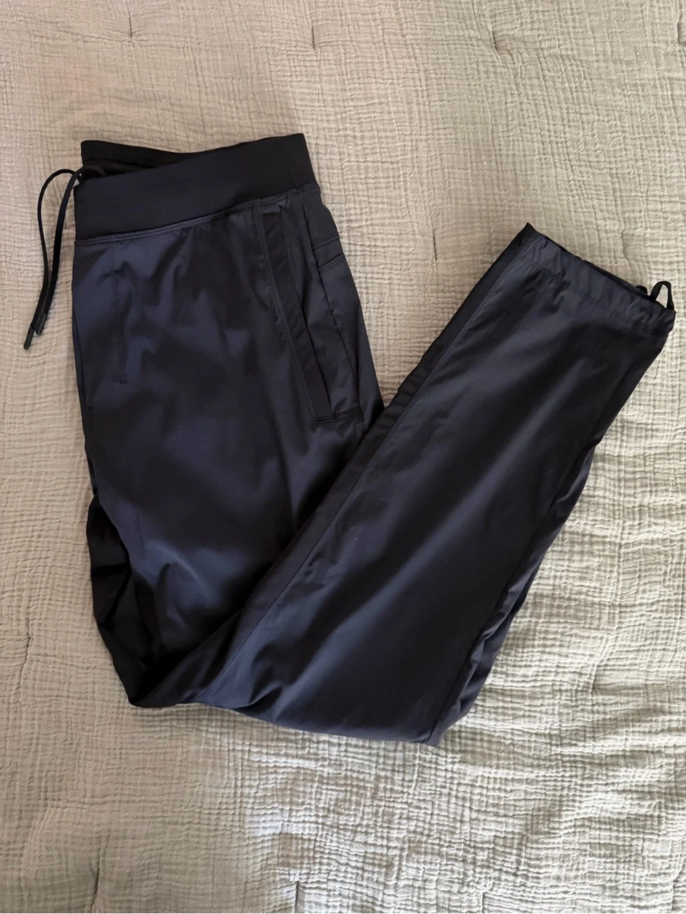 Lululemon Men’s Black Woven Track Pants Size XL